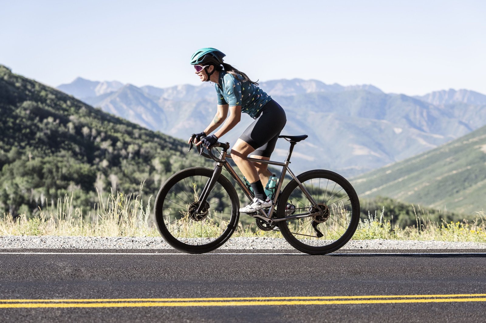 bike geometry explained for road cycling comfort and performance